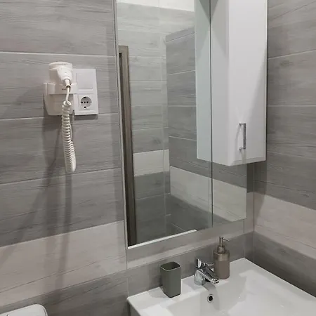 ホームステイ City Center Lux Apartman